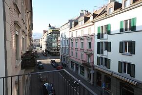 Nest -  Müllerstrasse