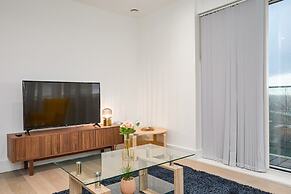 Impeccable 3-bed Apartment in London