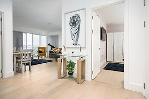 Impeccable 3-bed Apartment in London