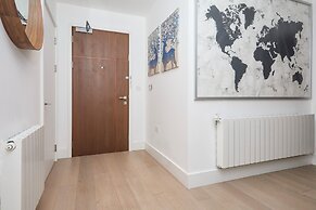 Impeccable 3-bed Apartment in London