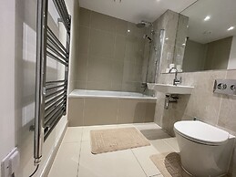 Remarkable 2-bed Apartment in London