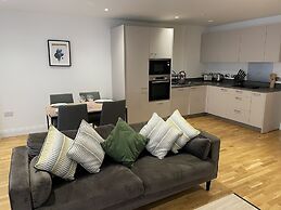 Remarkable 2-bed Apartment in London