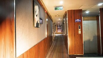 Airport Golden Tulip Hotel.