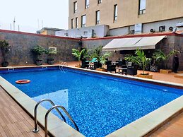 Airport Golden Tulip Hotel.