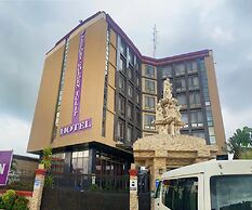 Airport Golden Tulip Hotel.