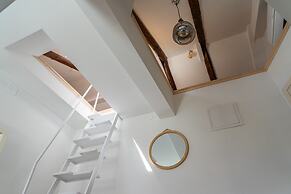 Cool attic apartment Marina