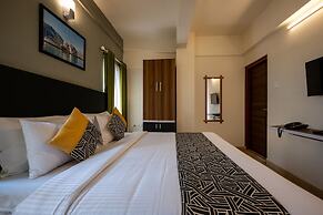 C J Grande Business Hotel