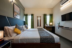 C J Grande Business Hotel