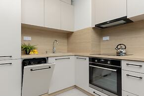 Goodnight Apartment by Renters