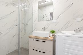 Goodnight Apartment by Renters