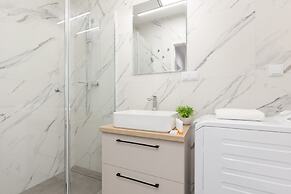 Goodnight Apartment by Renters