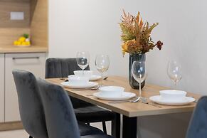 Goodnight Apartment by Renters