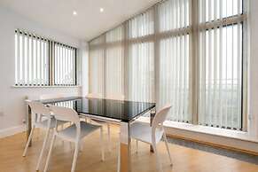 Roomspace -The Courtyard Penthouse