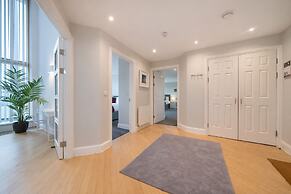 Roomspace -The Courtyard Penthouse