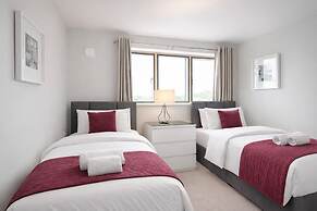 Roomspace -The Courtyard Penthouse