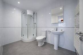 Roomspace -The Courtyard Penthouse