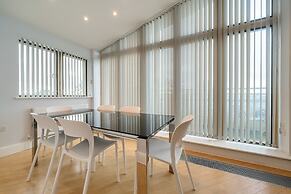 Roomspace -The Courtyard Penthouse