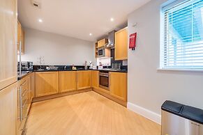 Roomspace -The Courtyard Penthouse