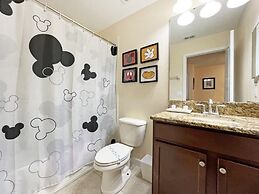 Banana Palm Paradise 5 Bedroom Home by RedAwning