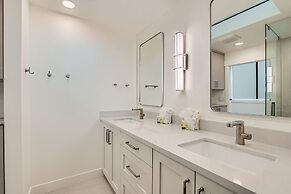 1673 Captain Molly Slopeside Secret! 2 Bedroom Condo by RedAwning