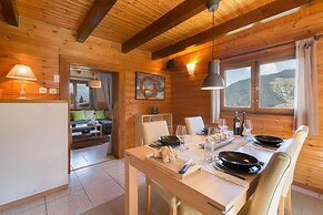 Cozy Mountain Getaway Chalet les Marmottes