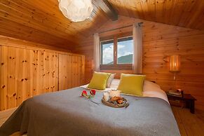 Cozy Mountain Getaway Chalet les Marmottes