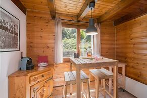 Cozy Mountain Getaway Chalet les Marmottes