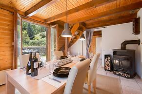 Cozy Mountain Getaway Chalet les Marmottes