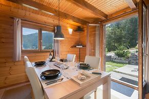 Cozy Mountain Getaway Chalet les Marmottes