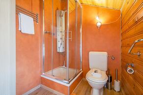 Cozy Mountain Getaway Chalet les Marmottes