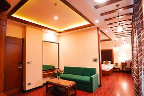 ORSINO RESORT MALL ROAD