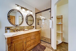 Rustic Truckee Cabin Retreat w/ Community Pool!