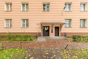 Bitwy Warszawskiej Apartment by Renters