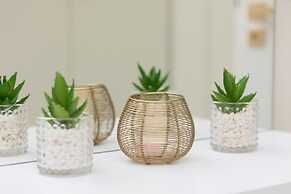 Bitwy Warszawskiej Apartment by Renters