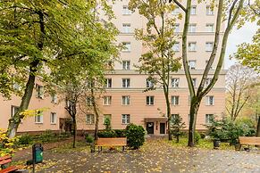 Bitwy Warszawskiej Apartment by Renters