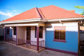 Beautiful 2-bed House in Kampala