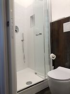 DIMOR'A'   ROOMS