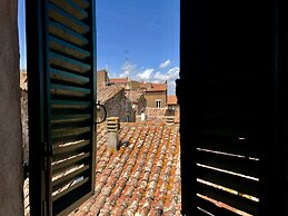 DIMOR'A'   ROOMS