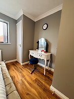 Stunning 2-bed Apartment in Gosport