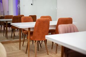 Kings Villagio Hotel