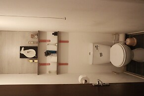 Comfortable 2-bed House in London Zone 2