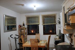 Comfortable 2-bed House in London Zone 2