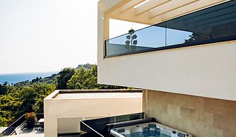 The View Premium Villas