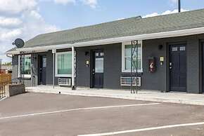 Cute & Friendly 1-BR 10 Mins From Nash