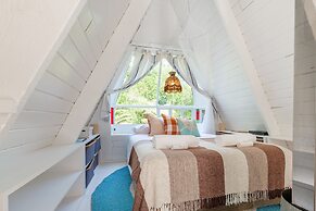 Enchanted Valley - Secret Cottage