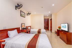 AD41 HOTEL HUE CS1