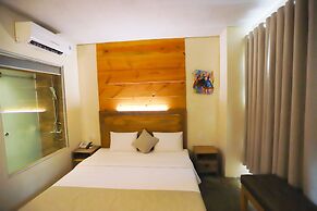 Rustic Hotel Quy Nhon Powered by ASTON