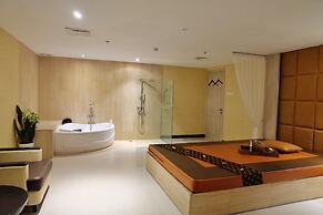 Grand Swiss-Belhotel Darmo