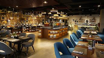 Grand Swiss-Belhotel Darmo