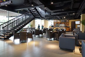 Grand Swiss-Belhotel Darmo